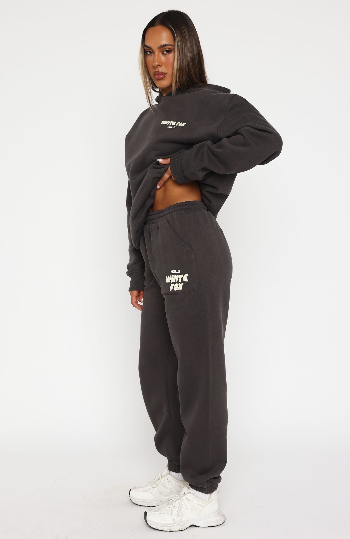 Offstage Sweatpants Shadow | White Fox Boutique