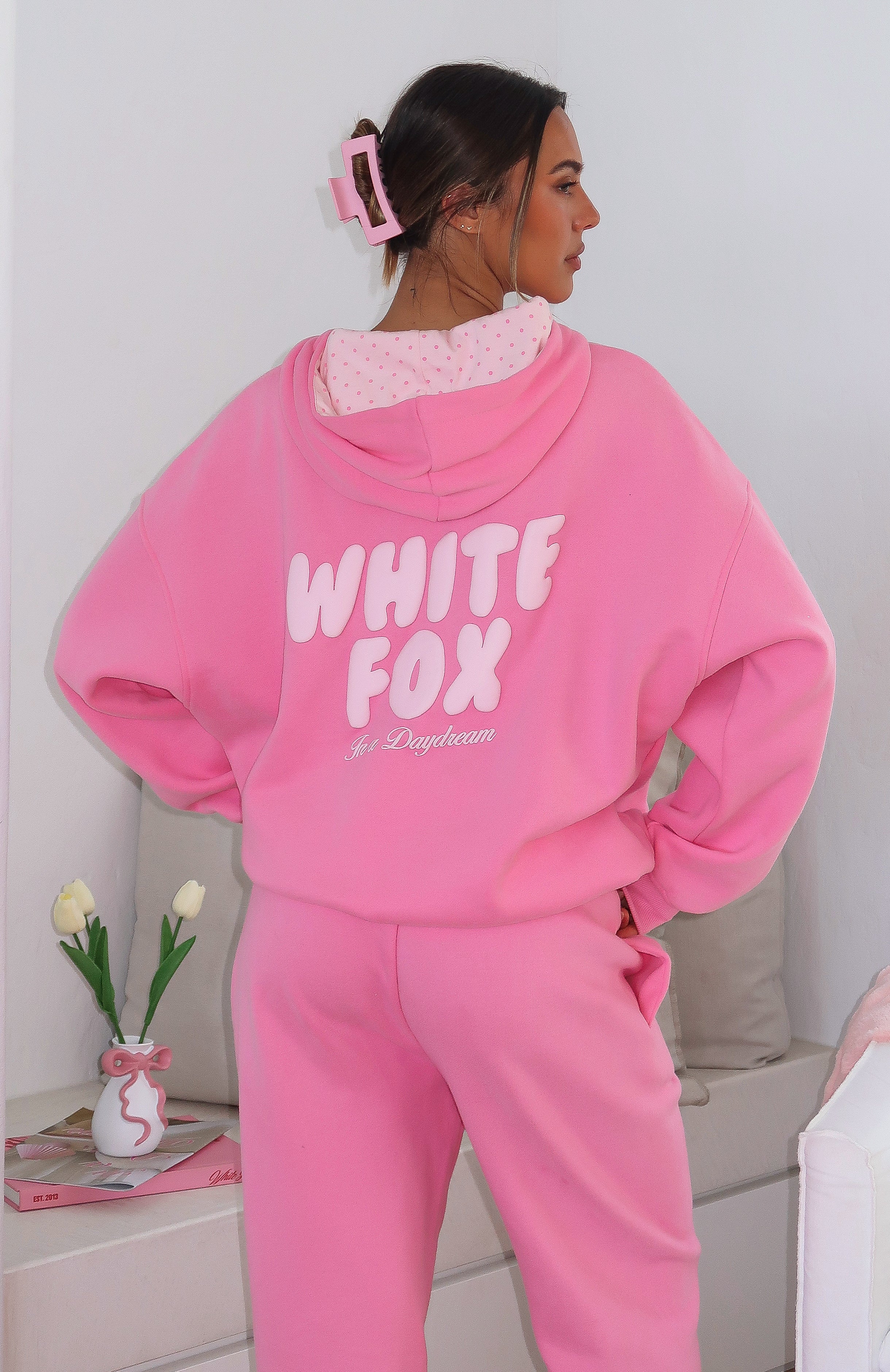 Daydreamers Nadia Oversized Hoodie Bubblegum | White Fox Boutique