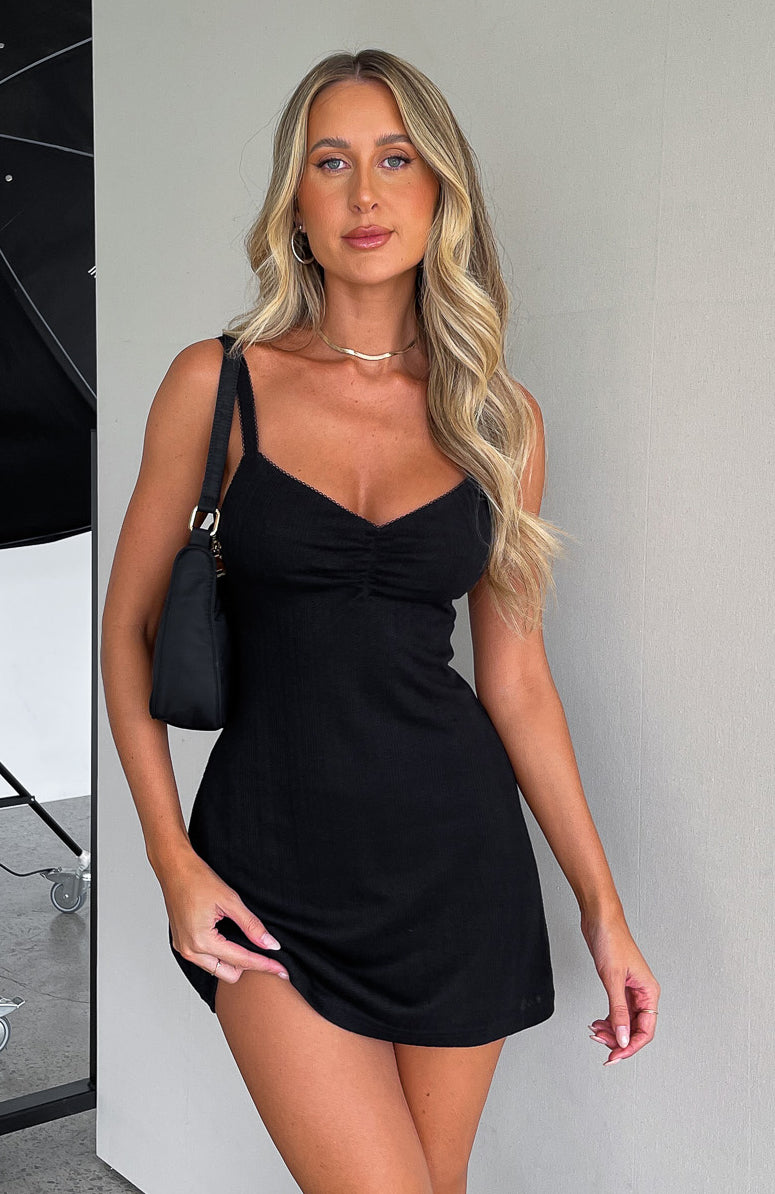 Novella mini outlet dress black