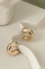 Sweet Serenity Earrings Gold