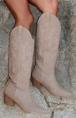 Elizabeth Cowboy Boots Light Tan