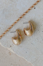 Misha Earrings Gold