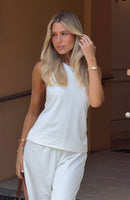 Way She Walks Top Pearl