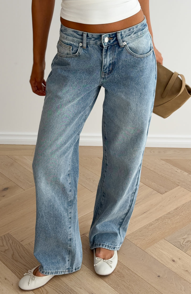 Bring The Style Low Rise Wide Leg Jeans Vintage Ice Blue Wash