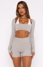 Thriving Long Sleeve Crop Pebble