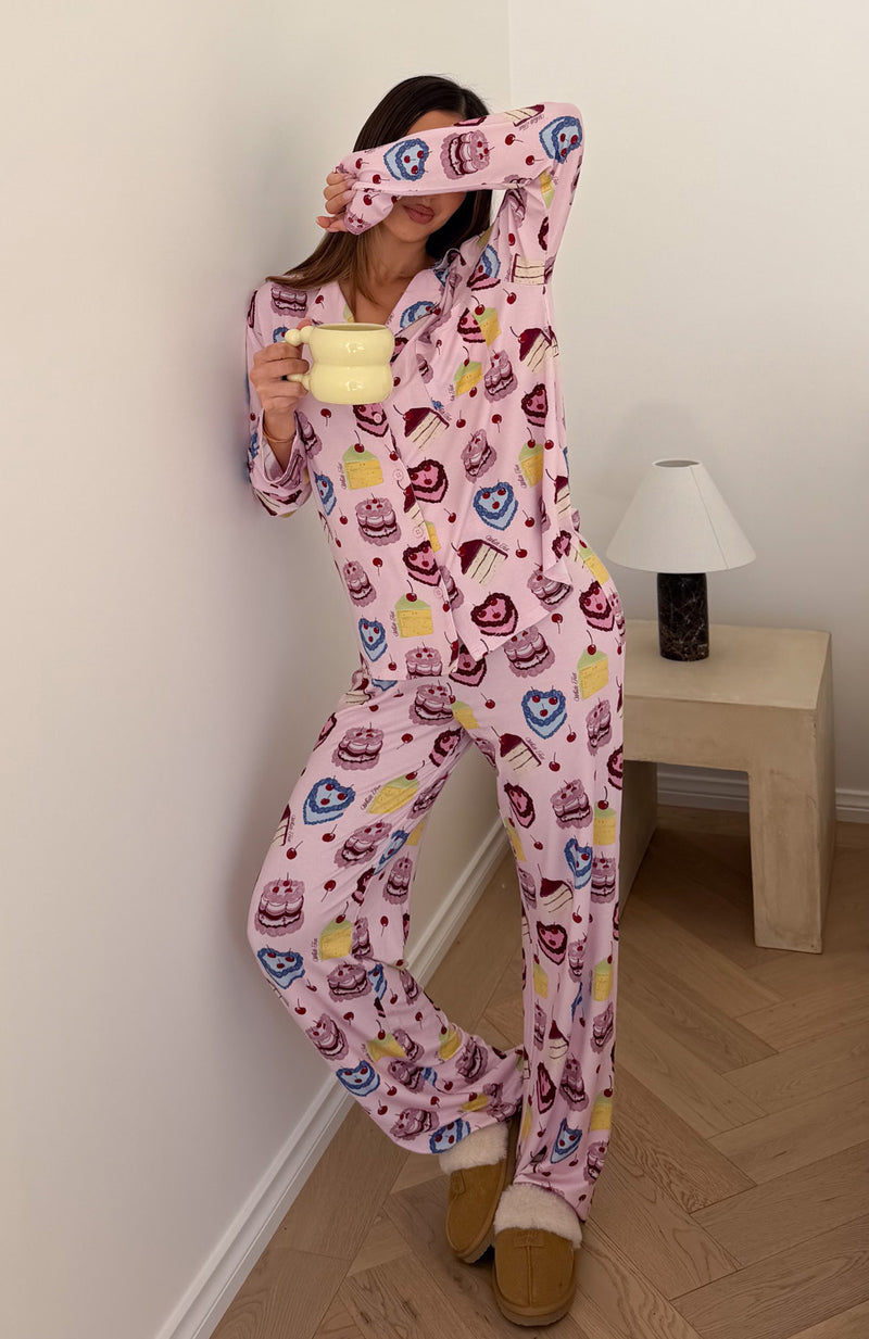 Pillow Talk Printed Long Sleeve Pyjama Set Piece Of Cake