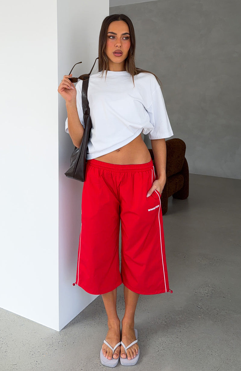 Willing To Do Relaxed Cargo Capris Red