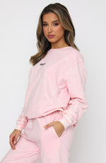 Girls On Tour Sweater Milkshake