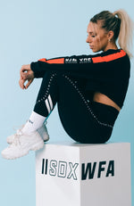 Cutaway Cropped Sweater Black