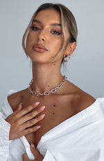 Girl Talk Choker Necklace Gold