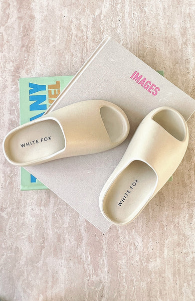 On The Edge Slides Off White White Fox Boutique